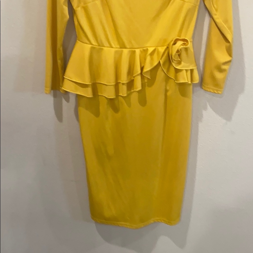 Dress - Picture 2 of 2